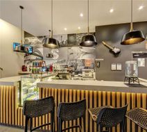Ibis Sydney World Square Exterior