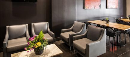 Ibis Sydney World Square Exterior