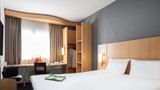 Ibis Geneve Centre Gare Room