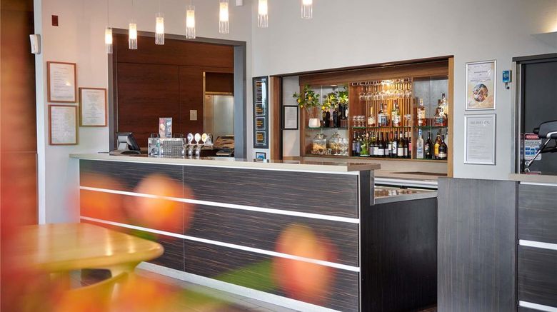 <b>Novotel Tainui Hamilton Hotel Restaurant</b>. Images powered by <a href="https://iceportal.shijigroup.com/" title="IcePortal" target="_blank">IcePortal</a>.