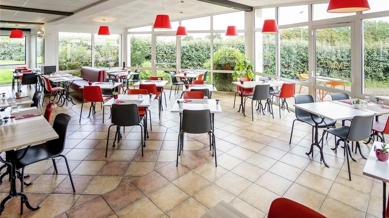 <b>Ibis Cherbourg Restaurant</b>. Images powered by <a href="https://iceportal.shijigroup.com/" title="IcePortal" target="_blank">IcePortal</a>.