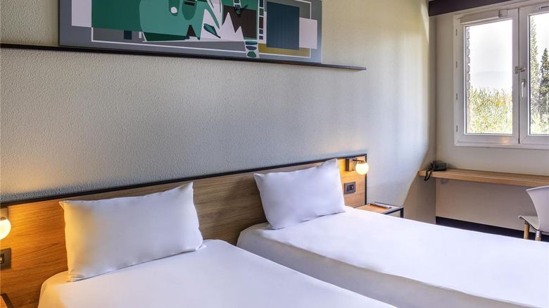 <b>Ibis Hotel Mendoza Room</b>. Images powered by <a href="https://iceportal.shijigroup.com/" title="IcePortal" target="_blank">IcePortal</a>.