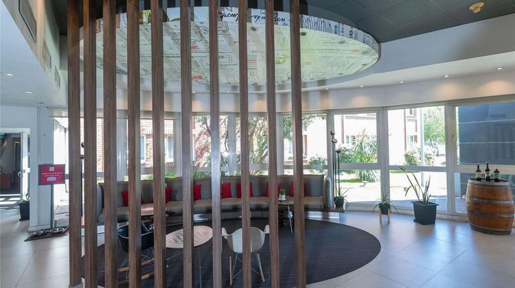 Ibis Hotel Mendoza Exterior