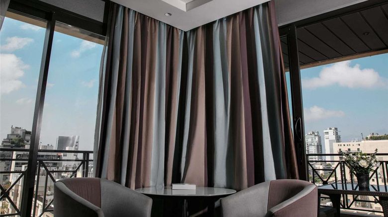 <b>Sofitel Gabriel Beyrouth Room</b>. Images powered by <a href="https://iceportal.shijigroup.com/" title="IcePortal" target="_blank">IcePortal</a>.