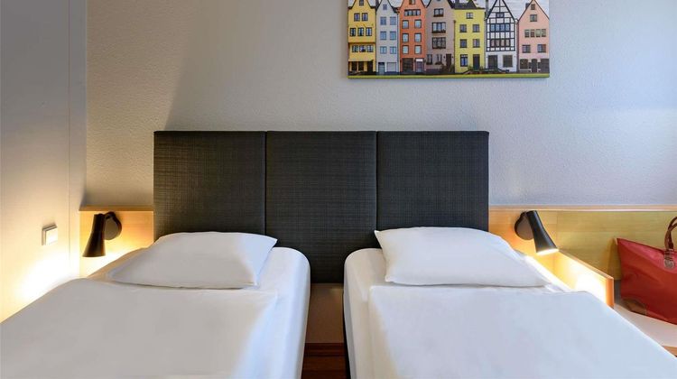 Ibis Koeln West Frechen Hotel Room