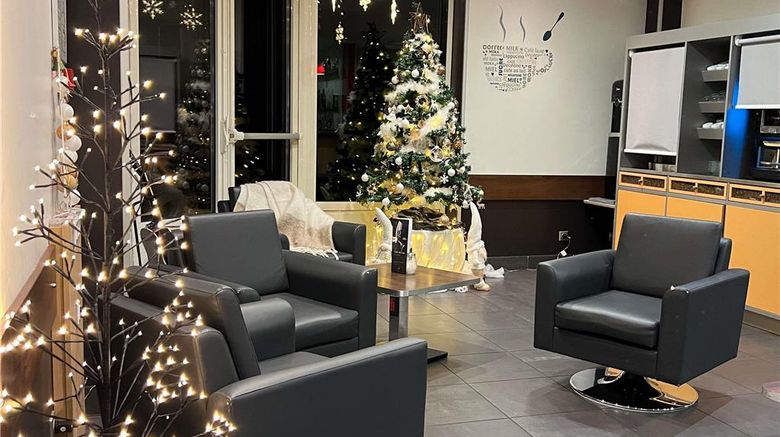 <b>Ibis Hotel Lyon Sud Restaurant</b>. Images powered by <a href="https://iceportal.shijigroup.com/" title="IcePortal" target="_blank">IcePortal</a>.