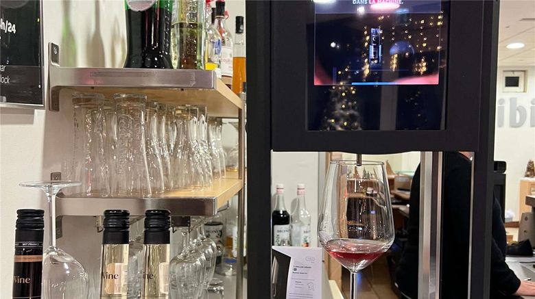 <b>Ibis Hotel Lyon Sud Restaurant</b>. Images powered by <a href="https://iceportal.shijigroup.com/" title="IcePortal" target="_blank">IcePortal</a>.