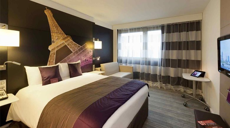 <b>Mercure Paris Centre Tour Eiffel Room</b>. Images powered by <a href="https://iceportal.shijigroup.com/" title="IcePortal" target="_blank">IcePortal</a>.