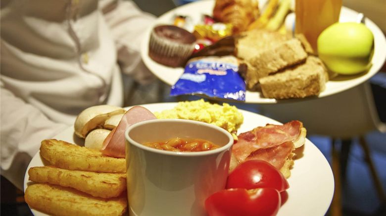 <b>Hotel ibis London Thurrock M25 Restaurant</b>. Images powered by <a href="https://iceportal.shijigroup.com/" title="IcePortal" target="_blank">IcePortal</a>.