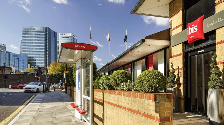 <b>Ibis London Docklands Canary Wharf Exterior</b>. Images powered by <a href="https://iceportal.shijigroup.com/" title="IcePortal" target="_blank">IcePortal</a>.