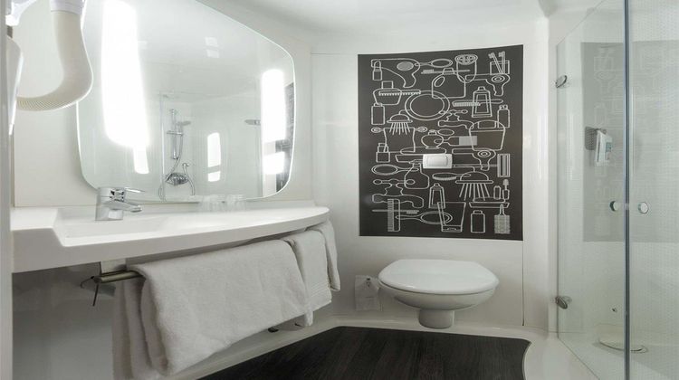 Ibis London Docklands Canary Wharf Room