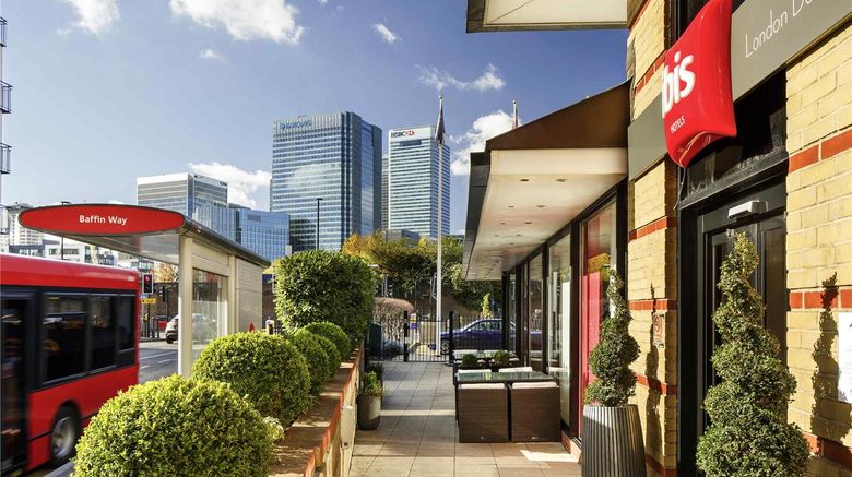 Ibis London Docklands Canary Wharf Exterior. Images powered by <a href="https://iceportal.shijigroup.com" target="_blank" rel="noopener">Ice Portal</a>.
