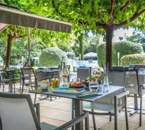 Hotel Ibis Cavaillon Exterior