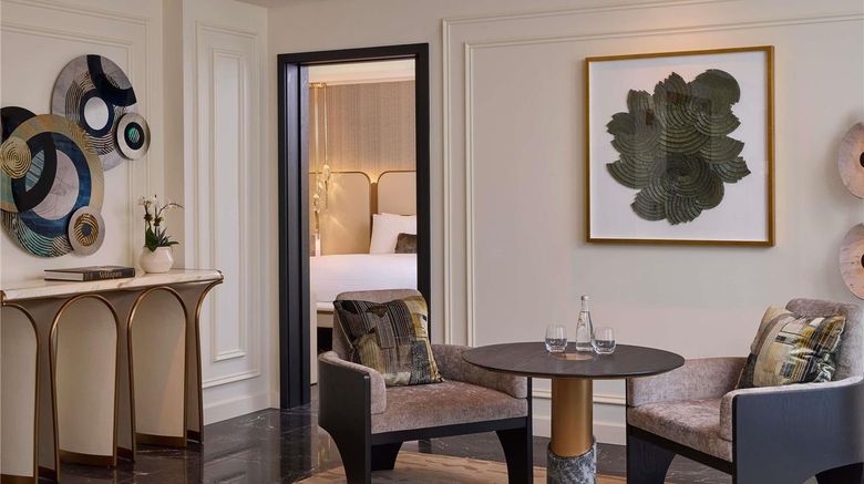<b>Sofitel New York Suite</b>. Images powered by <a href="https://iceportal.shijigroup.com/" title="IcePortal" target="_blank">IcePortal</a>.