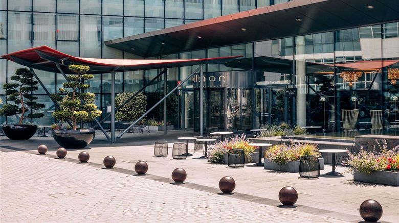 <b>Pullman Paris Bercy Exterior</b>. Images powered by <a href="https://iceportal.shijigroup.com/" title="IcePortal" target="_blank">IcePortal</a>.