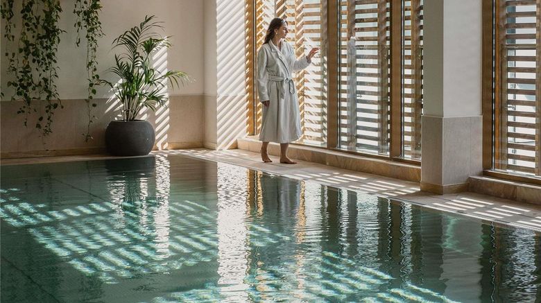 <b>Pullman Paris Bercy Pool</b>. Images powered by <a href="https://iceportal.shijigroup.com/" title="IcePortal" target="_blank">IcePortal</a>.