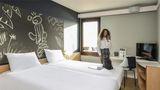 <b>Ibis Charleroi Aeroport Room</b>. Images powered by <a href="https://iceportal.shijigroup.com/" title="IcePortal" target="_blank">IcePortal</a>.