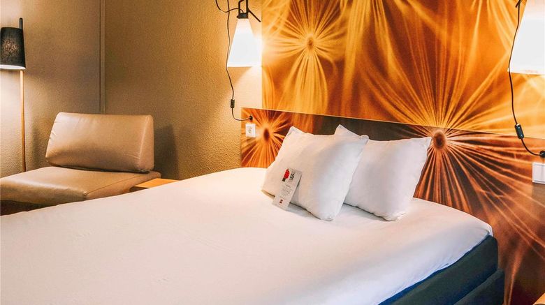 <b>Ibis Frankfurt Airport Room</b>. Images powered by <a href="https://iceportal.shijigroup.com/" title="IcePortal" target="_blank">IcePortal</a>.