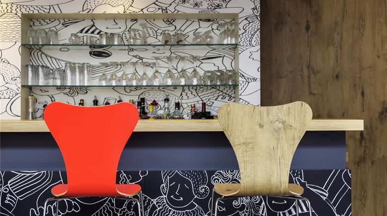 <b>Ibis Muenster Restaurant</b>. Images powered by <a href="https://iceportal.shijigroup.com/" title="IcePortal" target="_blank">IcePortal</a>.