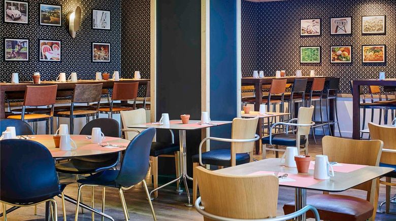 <b>Mercure Paris Gare de Lyon Restaurant</b>. Images powered by <a href="https://iceportal.shijigroup.com/" title="IcePortal" target="_blank">IcePortal</a>.