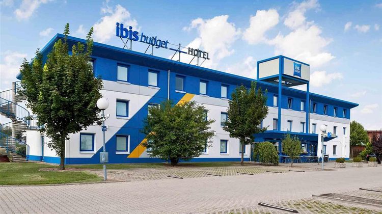 Ibis Budget Berlin Hoppegarten Exterior