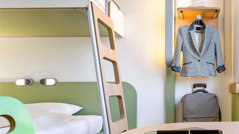 <b>Ibis Budget Duisburg City Room</b>. Images powered by <a href="https://iceportal.shijigroup.com/" title="IcePortal" target="_blank">IcePortal</a>.