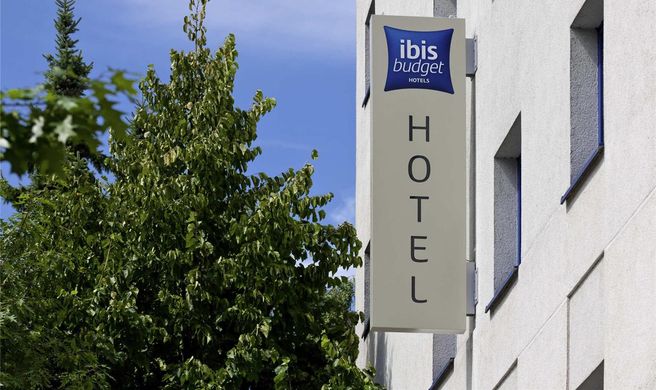 Ibis Budget Hamburg Altona Exterior