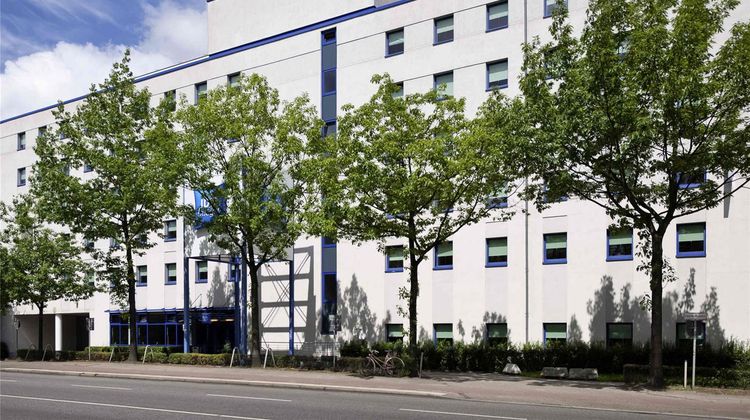 Ibis Budget Hamburg Altona Exterior