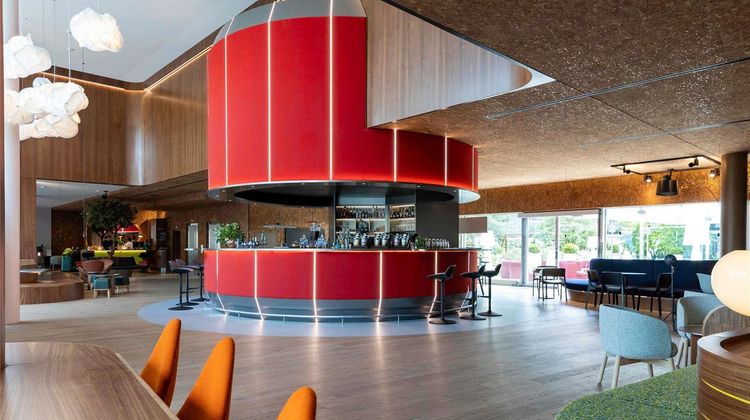 Novotel Zurich City West Exterior