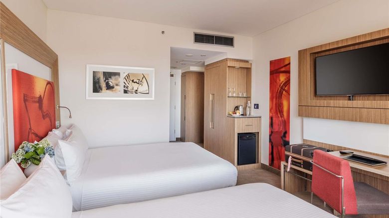 <b>Novotel Sydney Olympic Park Room</b>. Images powered by <a href="https://iceportal.shijigroup.com/" title="IcePortal" target="_blank">IcePortal</a>.