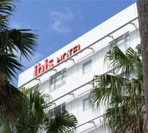 Hotel Ibis Sydney Olympic Park Exterior
