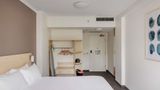 <b>Hotel Ibis Sydney Olympic Park Room</b>. Images powered by <a href="https://iceportal.shijigroup.com/" title="IcePortal" target="_blank">IcePortal</a>.
