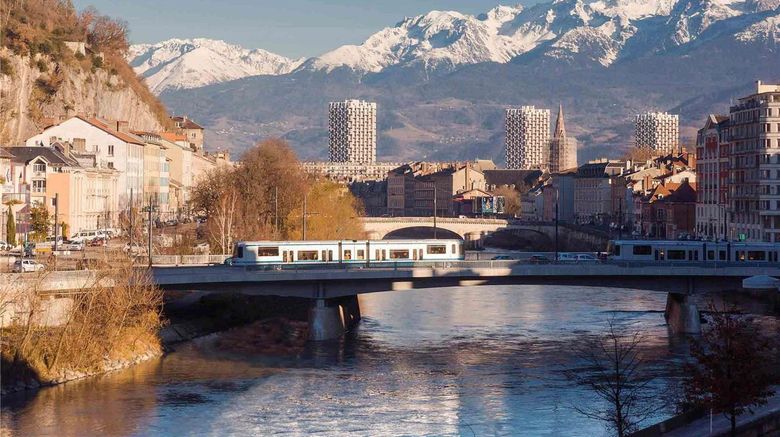<b>Ibis Grenoble Gare Exterior</b>. Images powered by <a href="https://iceportal.shijigroup.com/" title="IcePortal" target="_blank">IcePortal</a>.