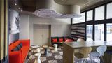 <b>Ibis Rodez Centre Cathedrale Meeting</b>. Images powered by <a href="https://iceportal.shijigroup.com/" title="IcePortal" target="_blank">IcePortal</a>.