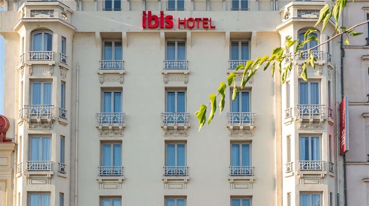 Ibis Lyon Centre Perrache Exterior