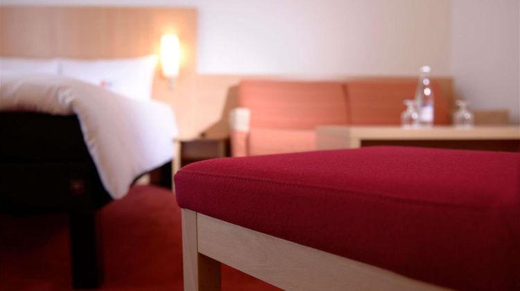 Ibis Lyon Centre Perrache Room
