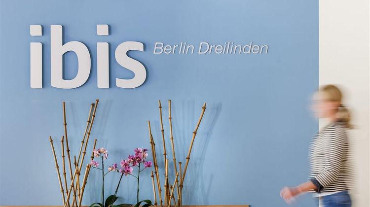 Ibis Berlin Dreilinden Room
