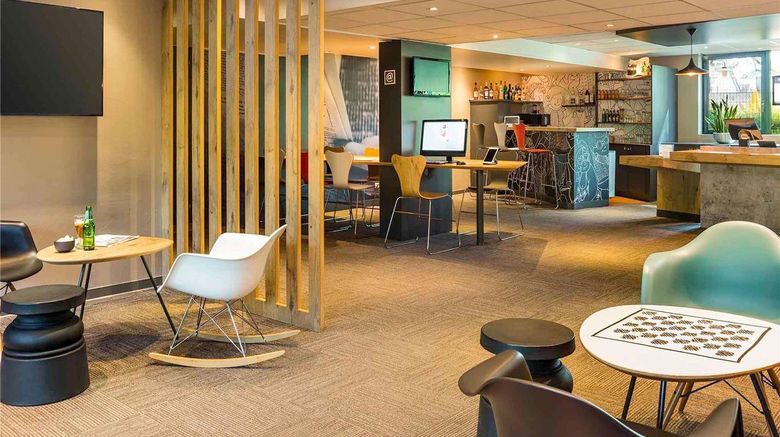 <b>Ibis Paris Saint Denis Sud Exterior</b>. Images powered by <a href="https://iceportal.shijigroup.com/" title="IcePortal" target="_blank">IcePortal</a>.