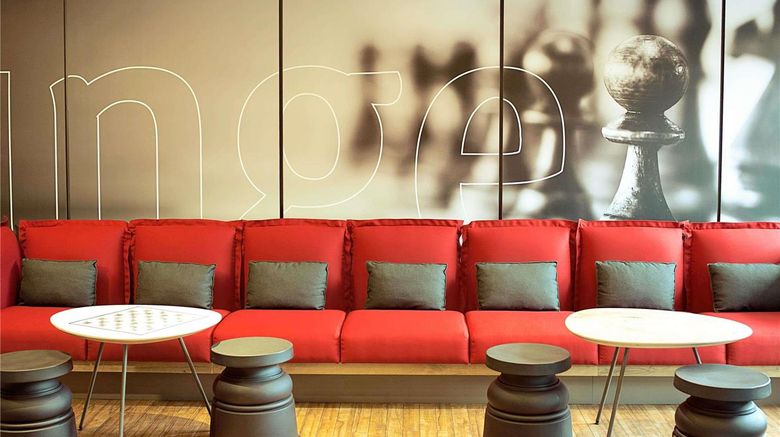 <b>Ibis Paris Saint Denis Sud Exterior</b>. Images powered by <a href="https://iceportal.shijigroup.com/" title="IcePortal" target="_blank">IcePortal</a>.