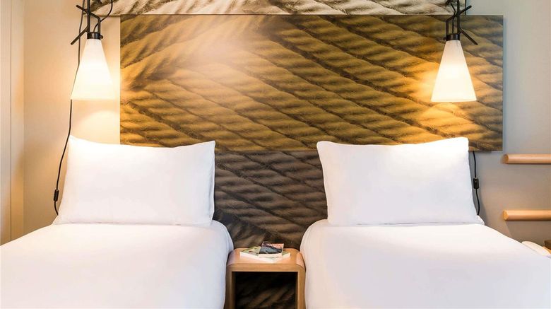 <b>Ibis Paris Saint Denis Sud Room</b>. Images powered by <a href="https://iceportal.shijigroup.com/" title="IcePortal" target="_blank">IcePortal</a>.
