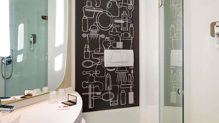 Ibis Paris Saint Denis Sud Room