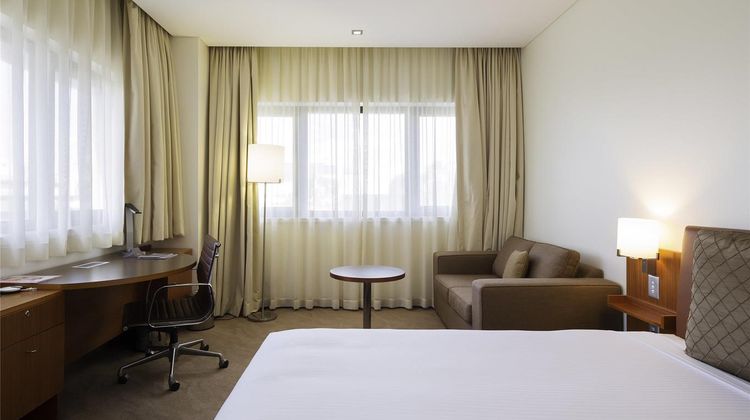 Novotel Canberra Room