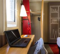 Ibis Sheffield Room