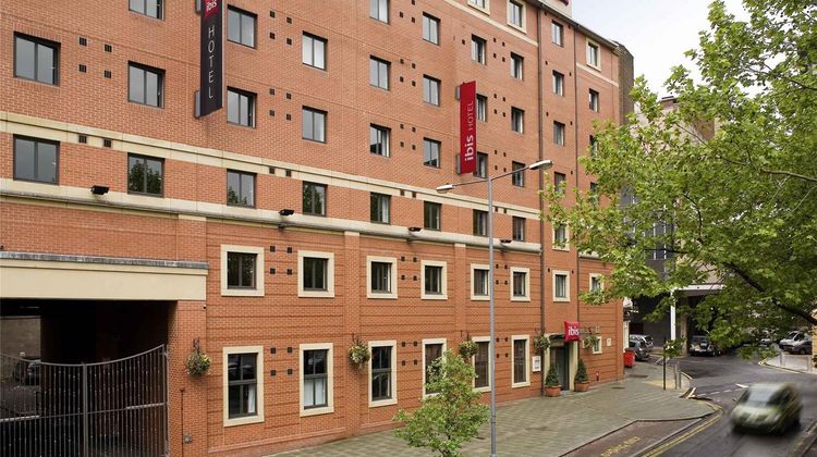 Ibis Sheffield Exterior