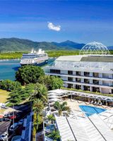 Pullman Reef Hotel Casino