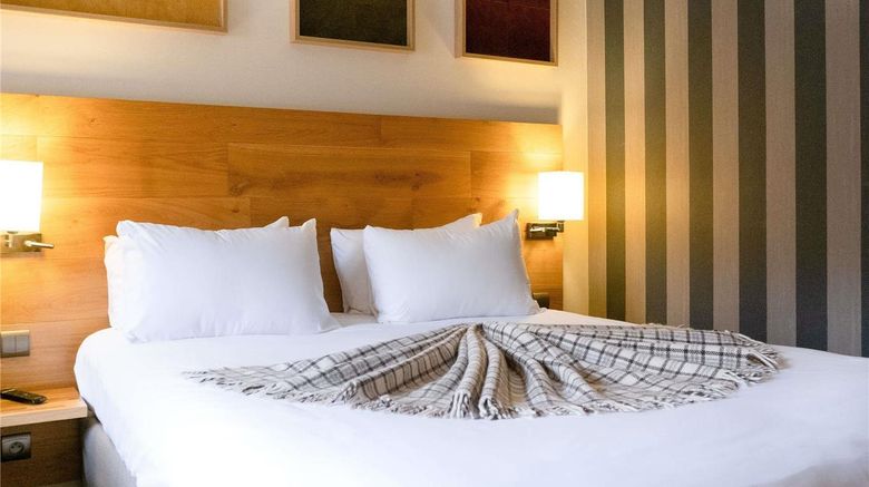 <b>Mercure Saint Lary 3M Room</b>. Images powered by <a href="https://iceportal.shijigroup.com/" title="IcePortal" target="_blank">IcePortal</a>.