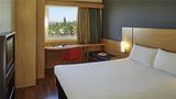 <b>Ibis Sorocaba Room</b>. Images powered by <a href="https://iceportal.shijigroup.com/" title="IcePortal" target="_blank">IcePortal</a>.