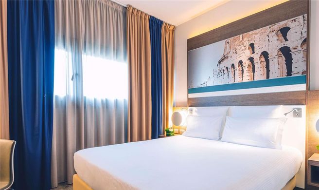 Mercure Roma Centro Colosseo Exterior