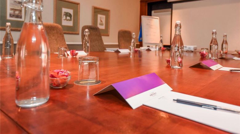 <b>Mercure Nelspruit Meeting</b>. Images powered by <a href="https://iceportal.shijigroup.com/" title="IcePortal" target="_blank">IcePortal</a>.