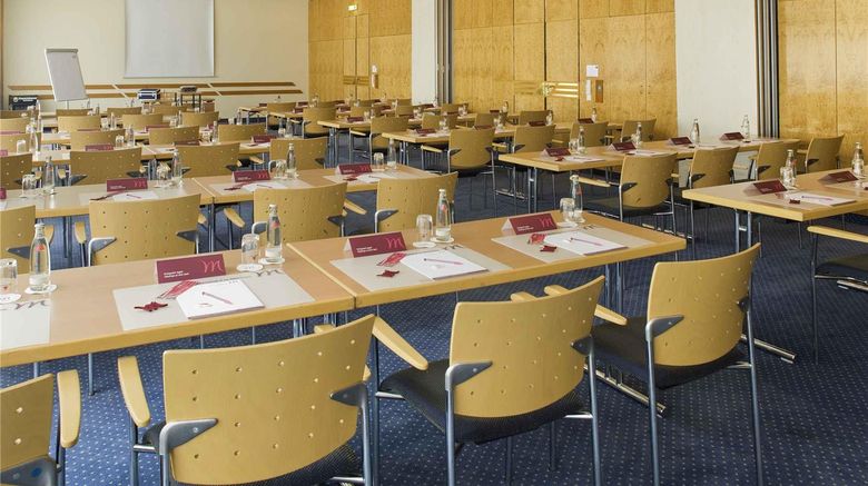<b>Mercure Bad Hamburg Friedrichsdorf Meeting</b>. Images powered by <a href="https://iceportal.shijigroup.com/" title="IcePortal" target="_blank">IcePortal</a>.